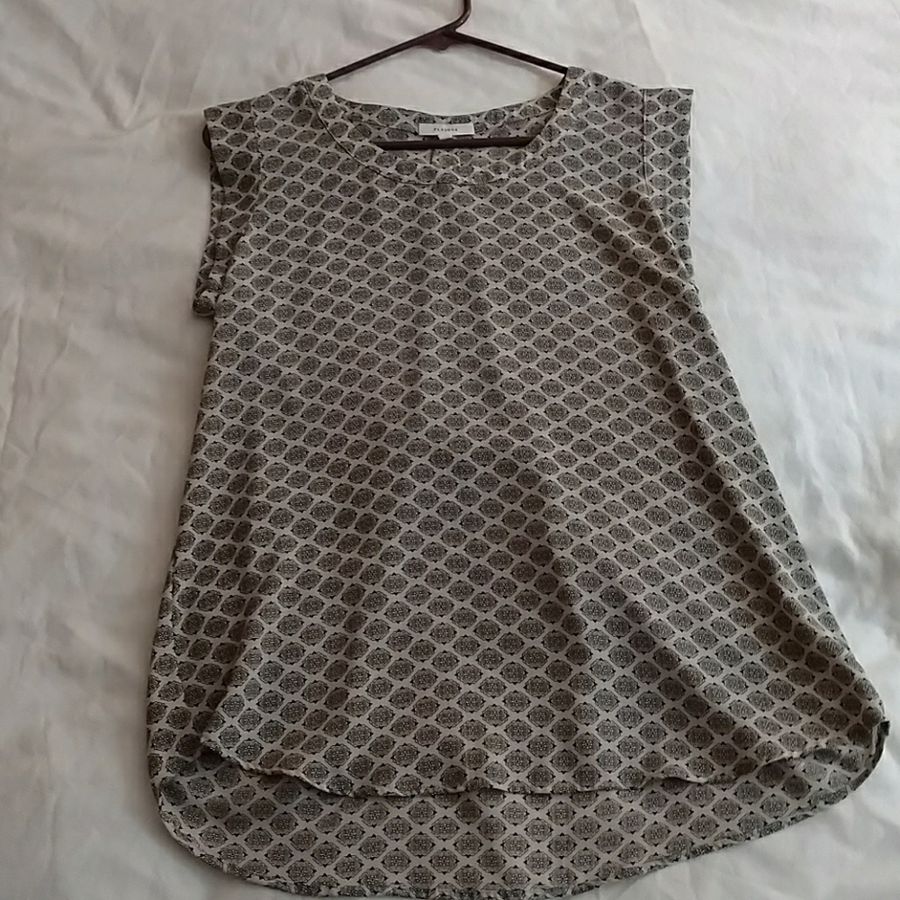 Flowy top